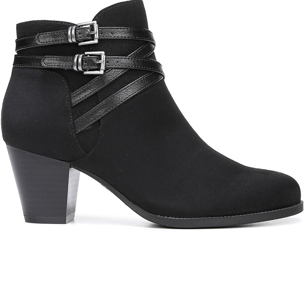 LifeStride Black Heeled Ankle Boots. Jezebel Bootie. EUC. Size 7.